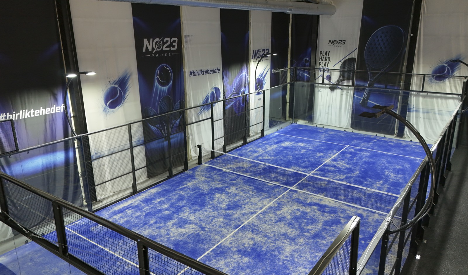 No23 Padel kortu kuşbakışı
